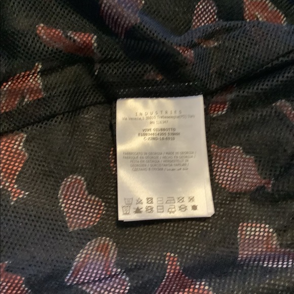 Moncler Lips and Hearts Jacket Black Pink Red Size 2 - Picture 7 of 7